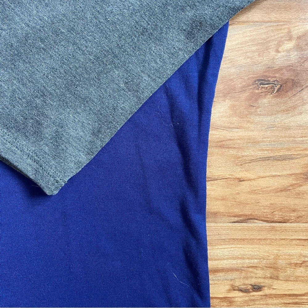 LuLaRoe XS Randy Blue and Gray Short Sleeve Tee - Picture 2 of 5